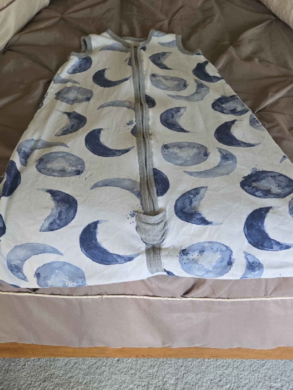 Burt's Bees Baby White and Blue Moon Print Sleep Sack